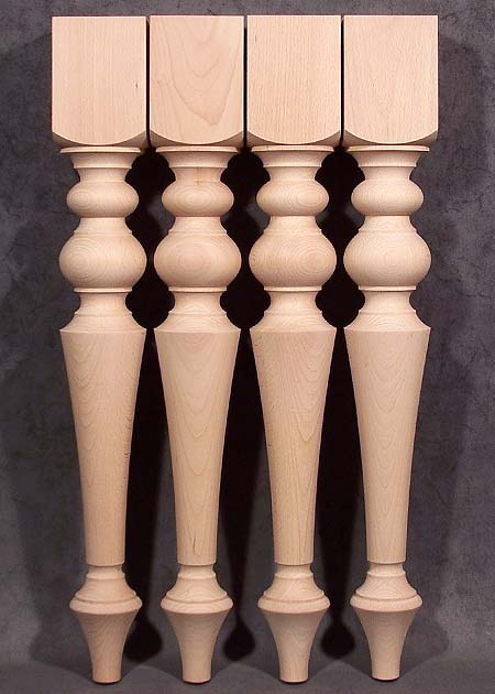 Gambe per tavoli in legno tornite con parte inferiore e centrale arcuata,  TH217
